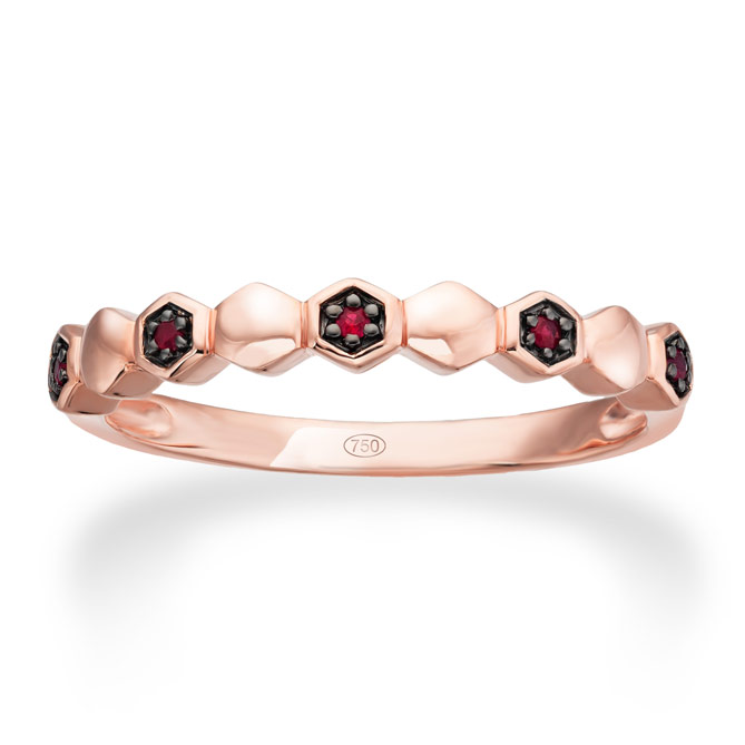 Anillo VIVIEN: Oro y Rubíes para convertir cada momento en un recuerdo eterno